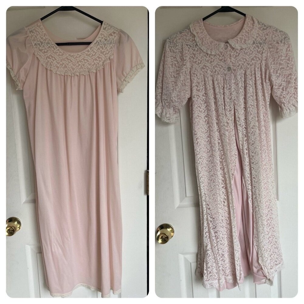 Vtg 1960's 2 Piece Ensemble Negligees Lingerie Pink & White Lace Nightgown Robe